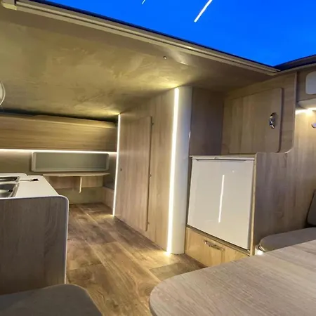 Renka Holidays And Caravans * 알란야
